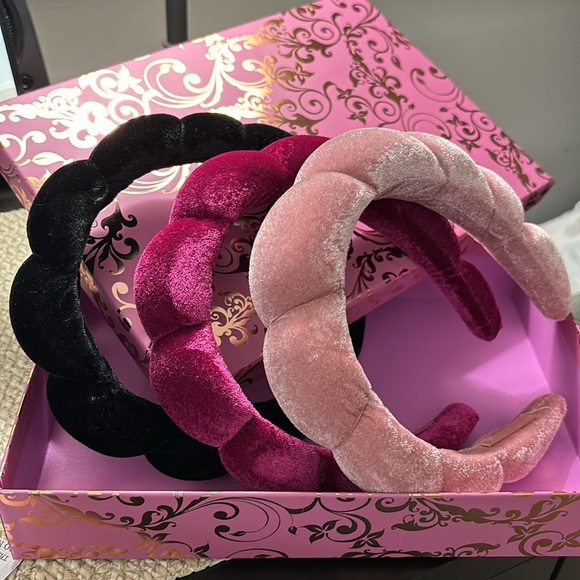 Three Soft Velour Hair Bands. Thick Padded Headband will keep hair off face. - Picture 7 of 8